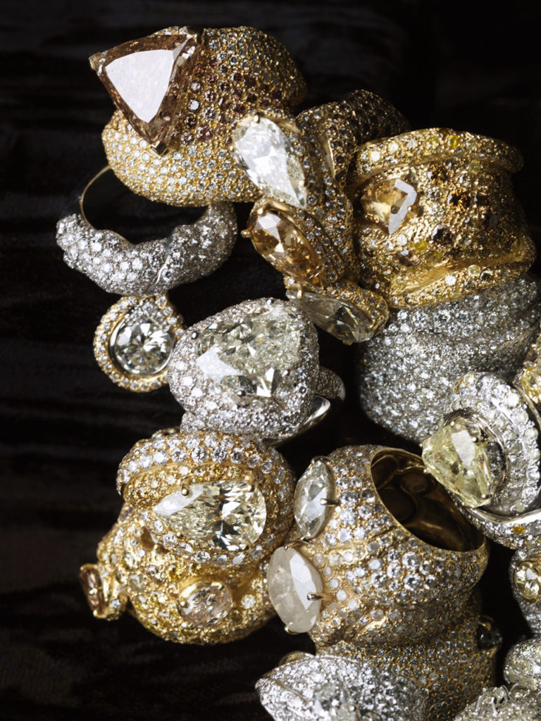 Alta gioielleria Made in Italy - anelli - oro bianco - oro giallo - diamanti - fancy diamonds