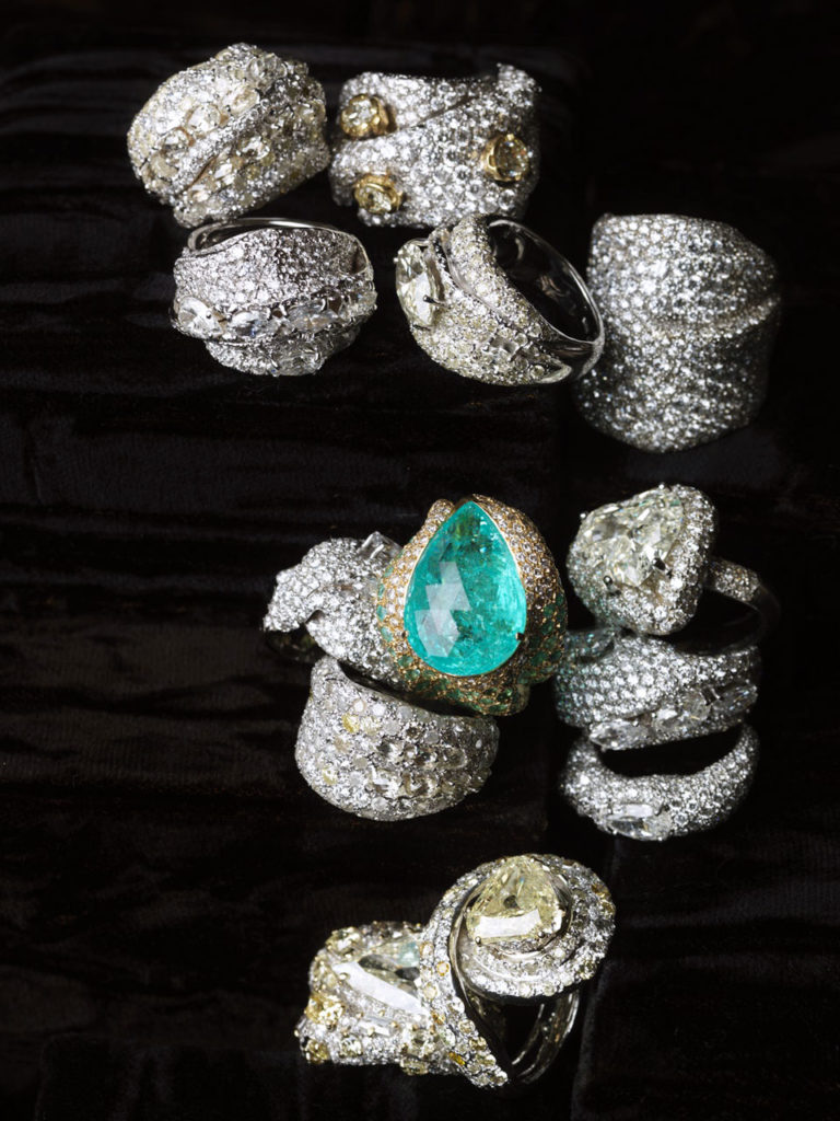 Alta gioielleria Made in Italy - anelli - oro bianco - oro giallo - diamanti - smeraldo