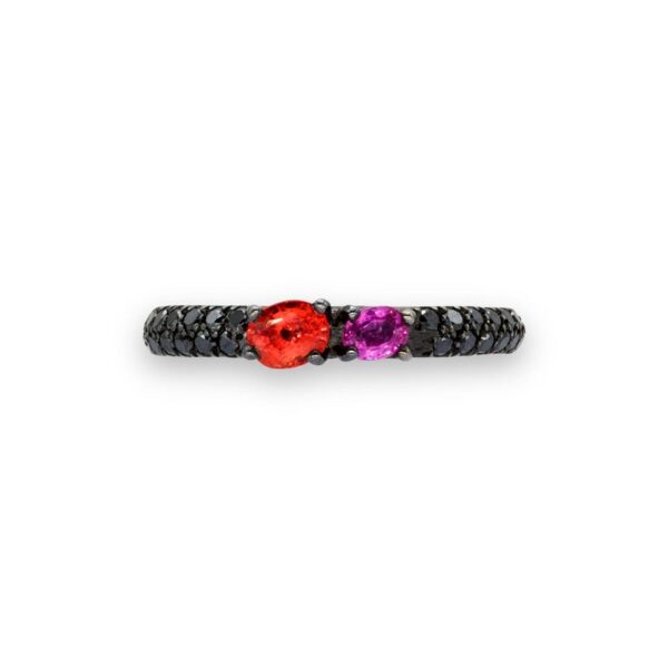 d’Avossa Ring in 18Kt black gold with a pavé of black diamonds, Oval Orange Sapphire and Purple Sapphire. (4)