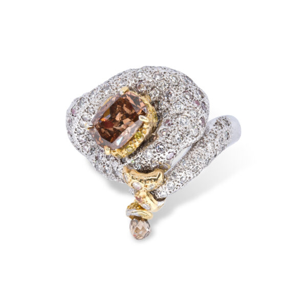 d'Avossa Ring in 18kt white gold with a Cognac Central Diamond and white Diamonds