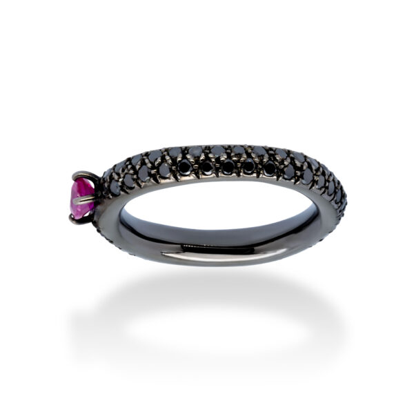 d'Avossa Ring in 18kt black gold with Ruby and Black Diamonds