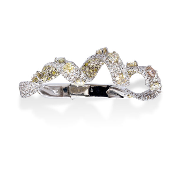 d'Avossa Bracelet, 18kt White Gold, with Fancy and White Diamonds