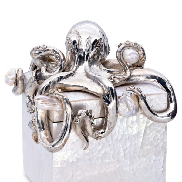 d'Avossa octopus sculpture in Full Silver