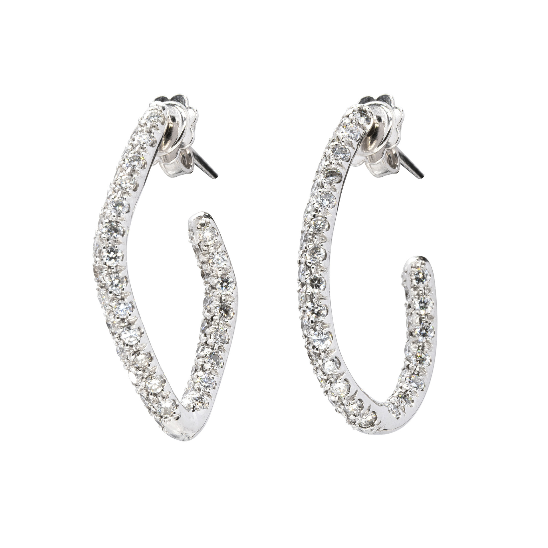 d'Avossa Earrings, 18kt white gold with white diamonds