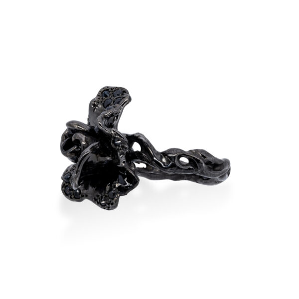 d'Avossa Ring in Black Silver with Black Sapphires 5s