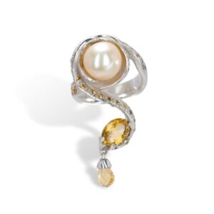 d'Avossa Ring from Rêves d'Argent Collection, in Silver, with Pearl, Sapphires and Topazes