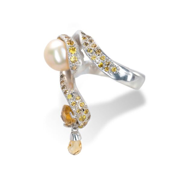 d'Avossa Ring from Rêves d'Argent Collection, in Silver, with Pearl, Sapphires and Topazes (4)