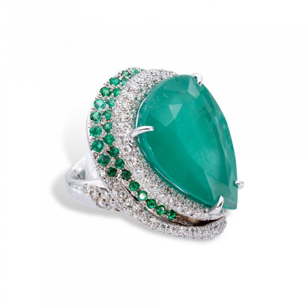 anello con smeraldi colombiani e diamanti - d'Avossa Jewels